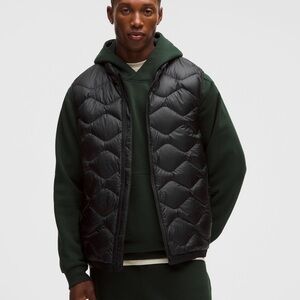 lululemon athletica Men's Dark Quilted Vest
